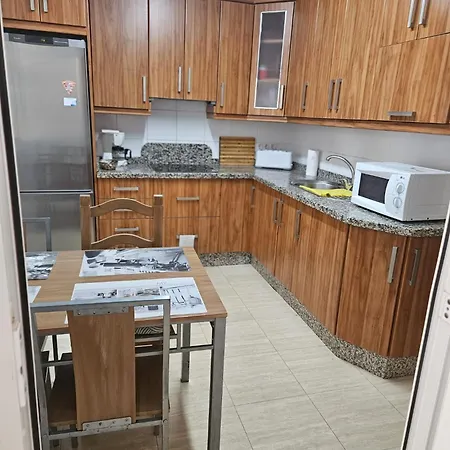 Familiar Apartment *